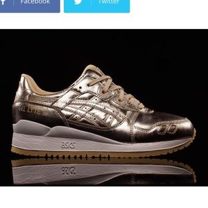 ASICS Gel Lyte 111 in gold size 12 wos 10.5 men’s